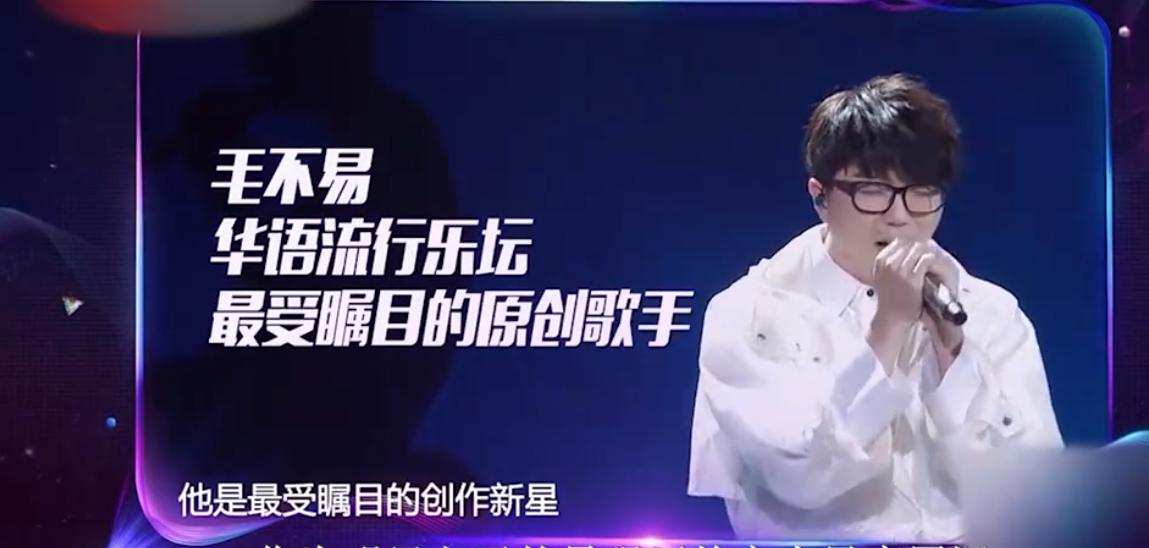 回顾这个人是谁有什么本事能够坐在这里当导师评价前辈