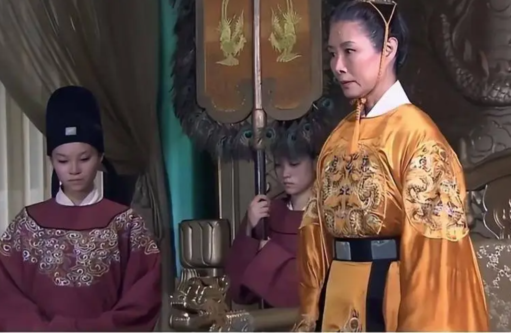 过了五天,武则天又立武氏七庙于神都,追尊周文王为始祖文皇帝,平王为