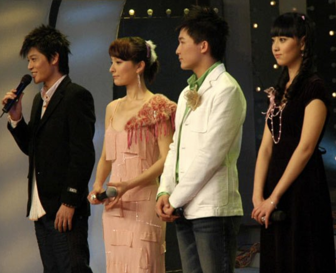 回顾视主持边策32岁从8楼一跃而下成为母亲的余生之痛