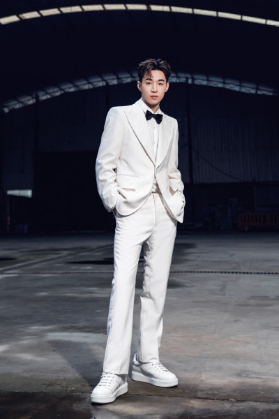 著名歌手「刘宪华」的经纪人