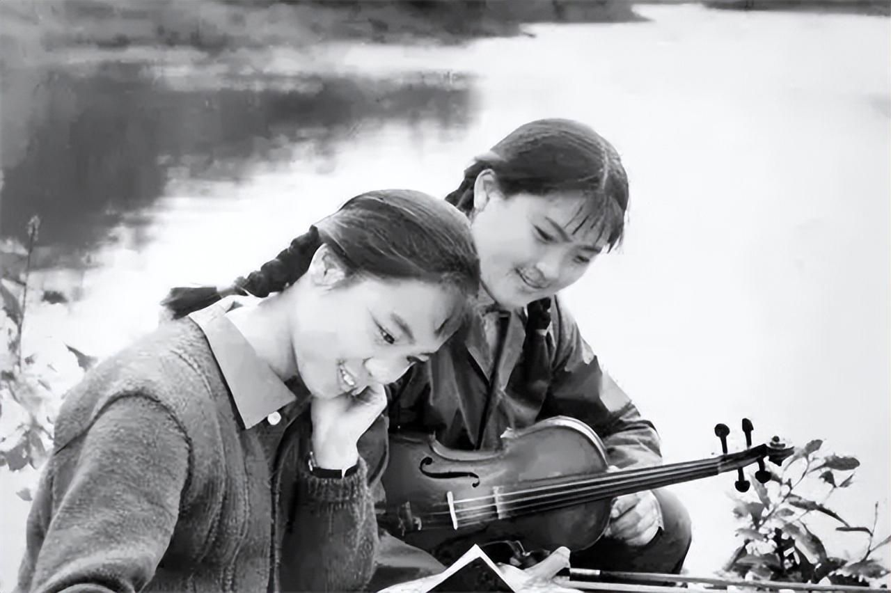 周尔均与邓在军的恋爱与秘密