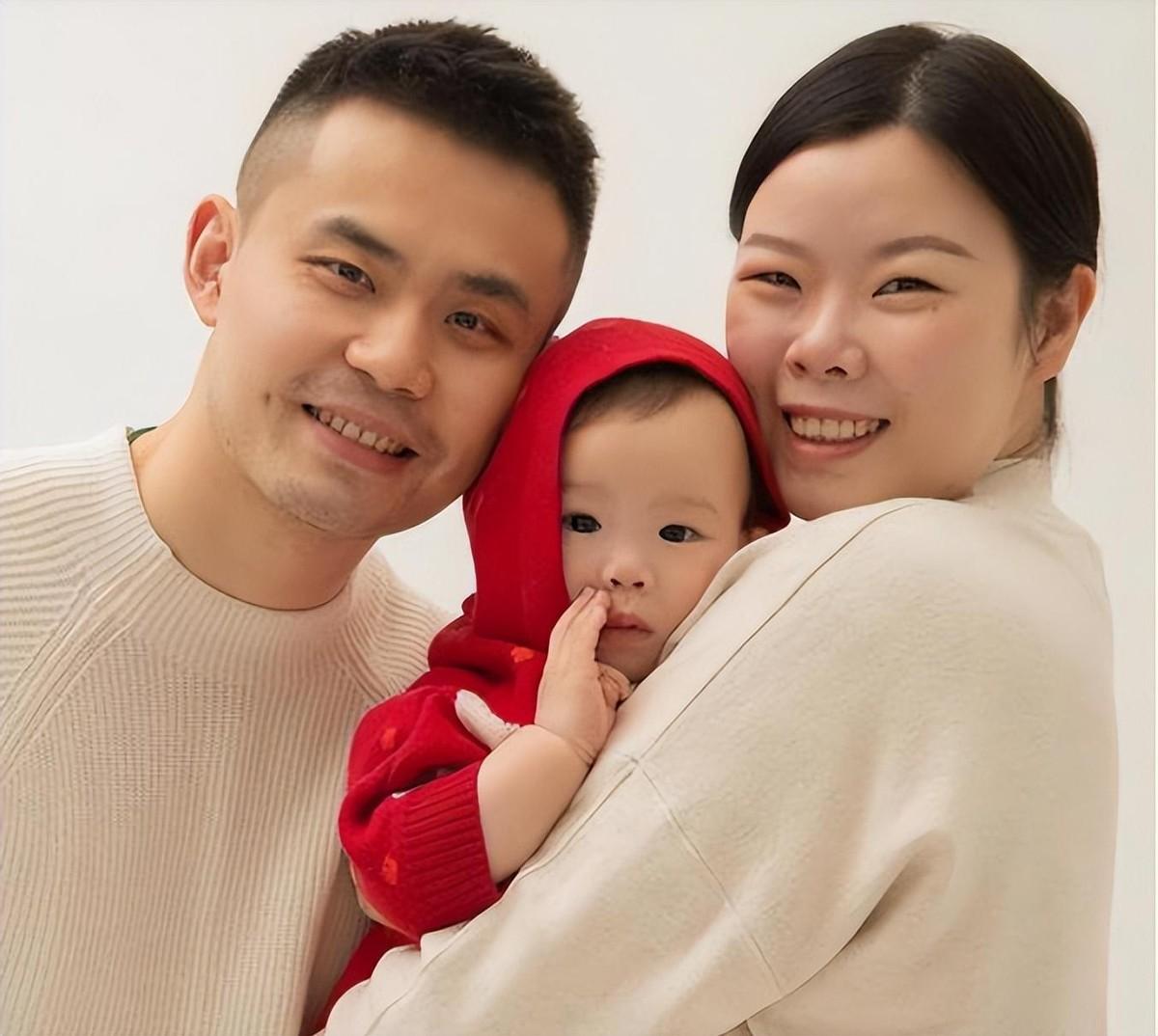 回顾李雪芮退役后,嫁给长相帅气的乔斌,如今过得怎样?