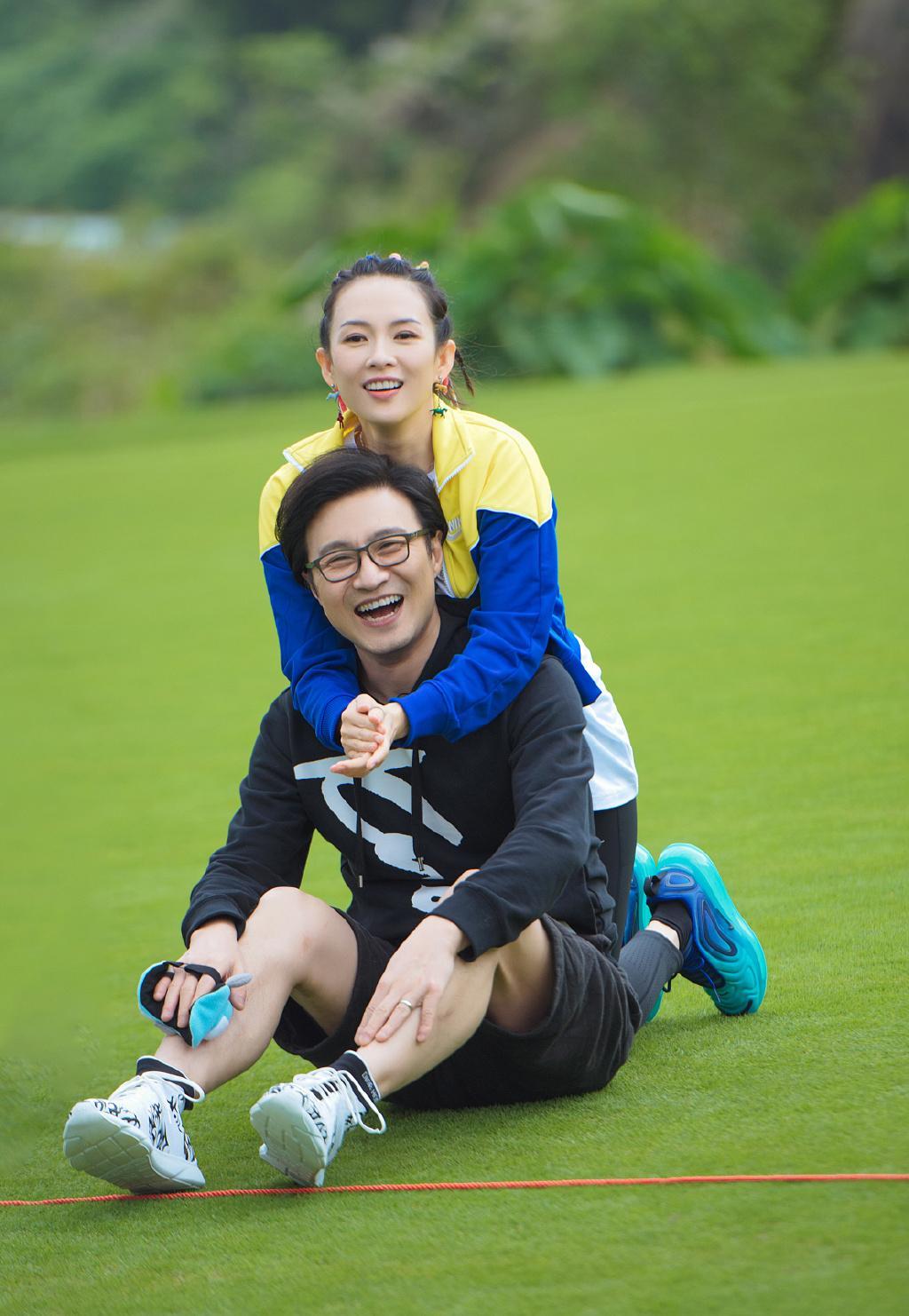 回顾汪峰情史混乱和章子怡结婚后扭转口碑如今又为何深陷争议