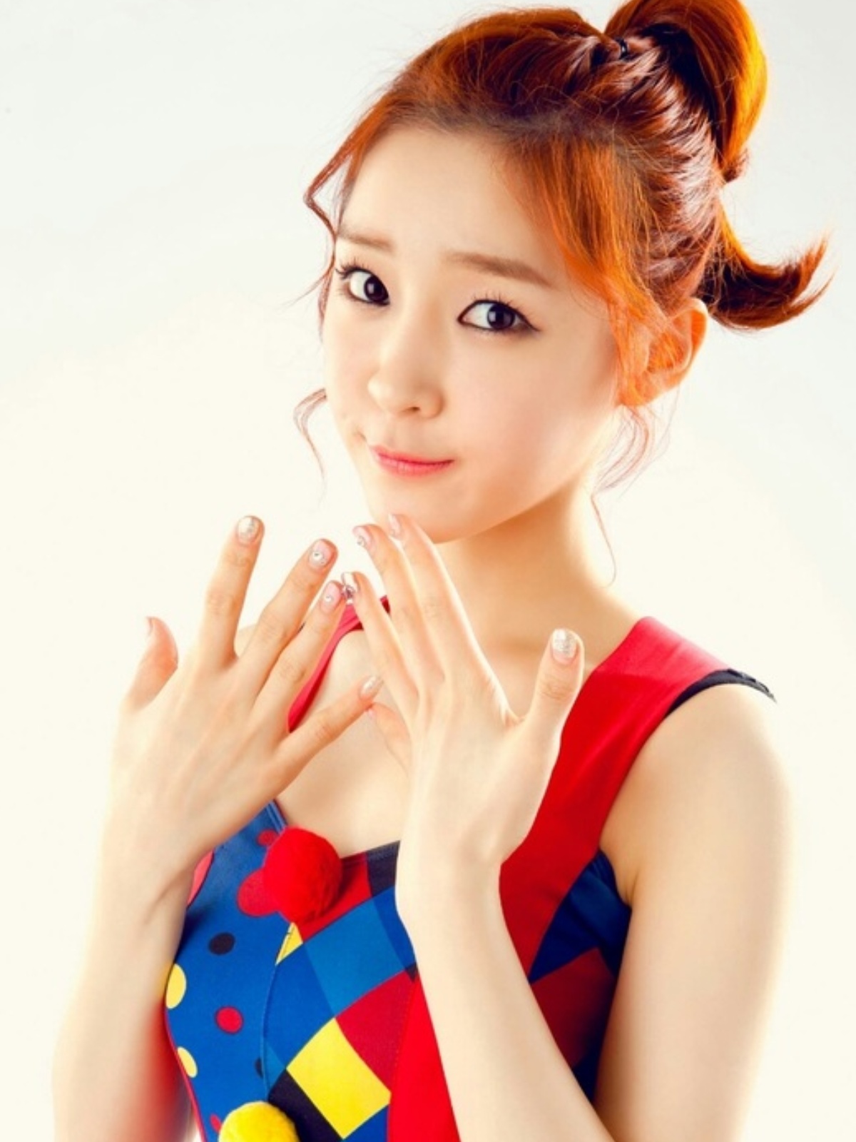 韩国知名女星李雅凛留下遗书轻生