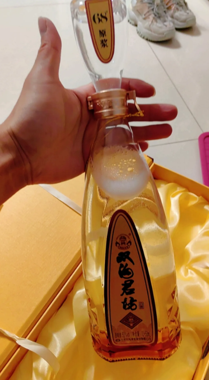 蒙巴汉纯粮白酒的价格(蒙巴汉尊享白酒42度价格)