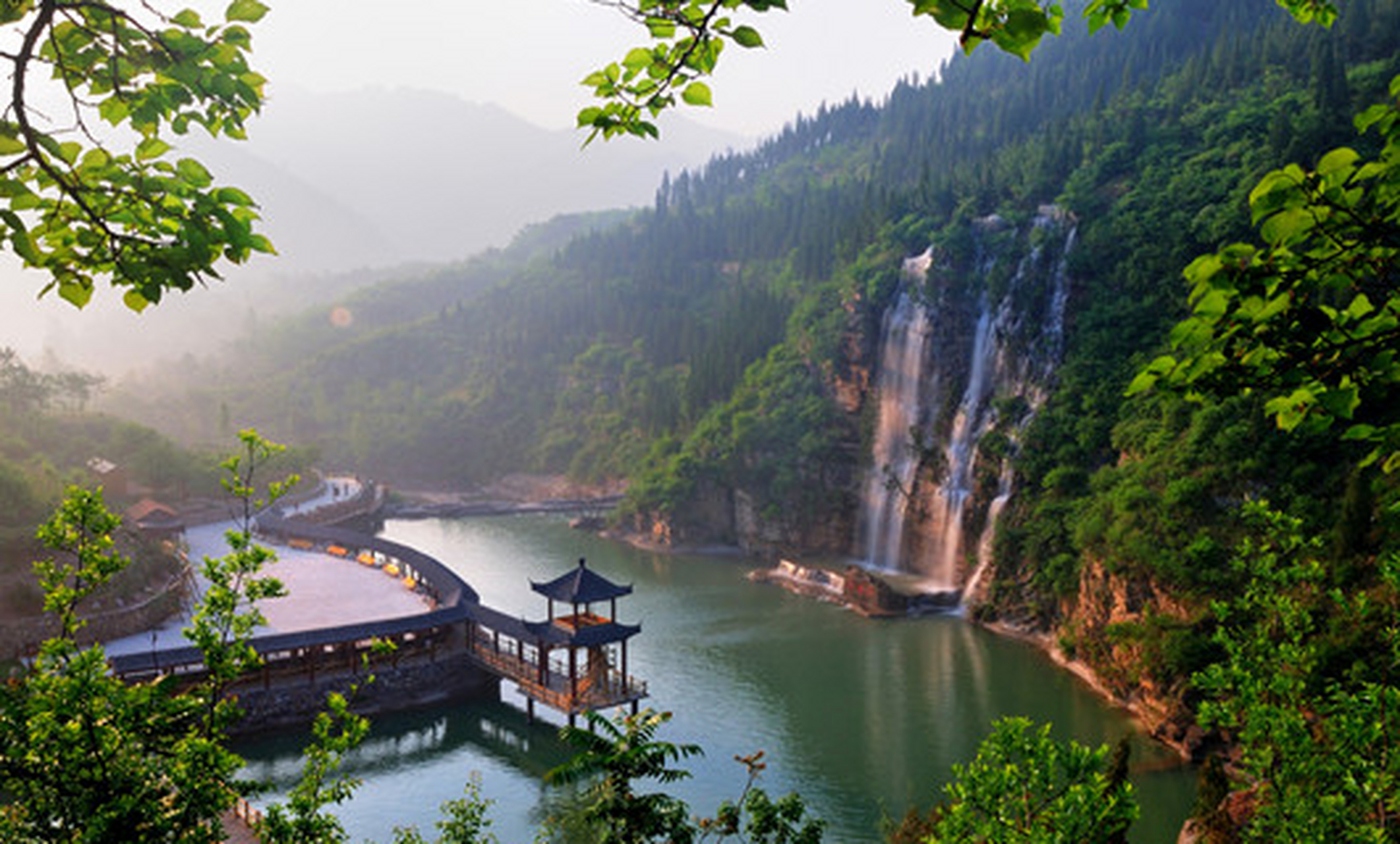 推荐三大游玩景点:泰和山风景区,集自然景观,森林景观,地貌景观和历史