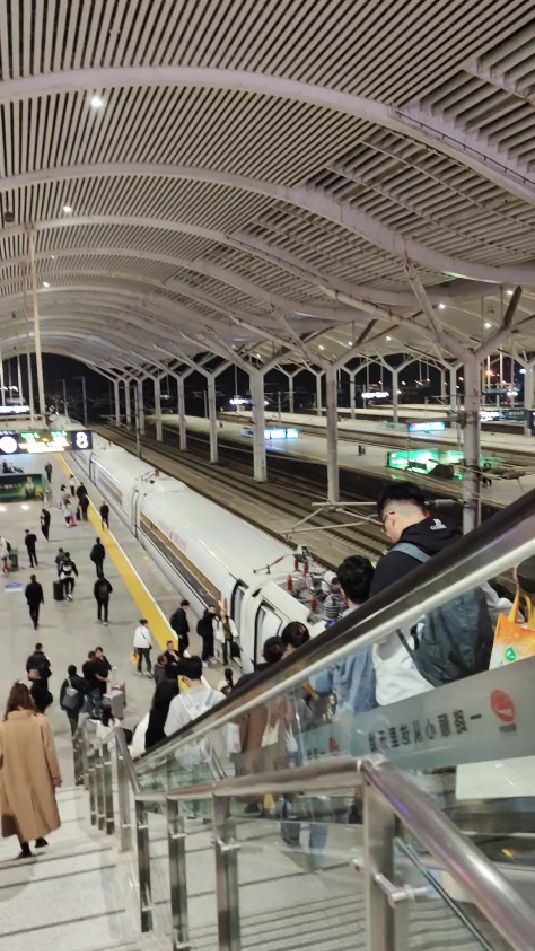 徐州东站换乘g7793次车