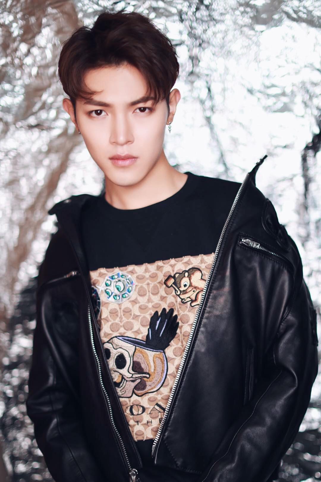 演员出家:理解但不提倡的逃避行为