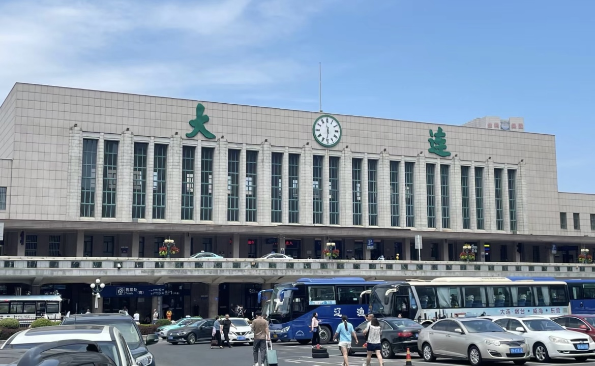 大连站行李寄存点,大连站8分钟快速进站攻略,大连地铁线路图