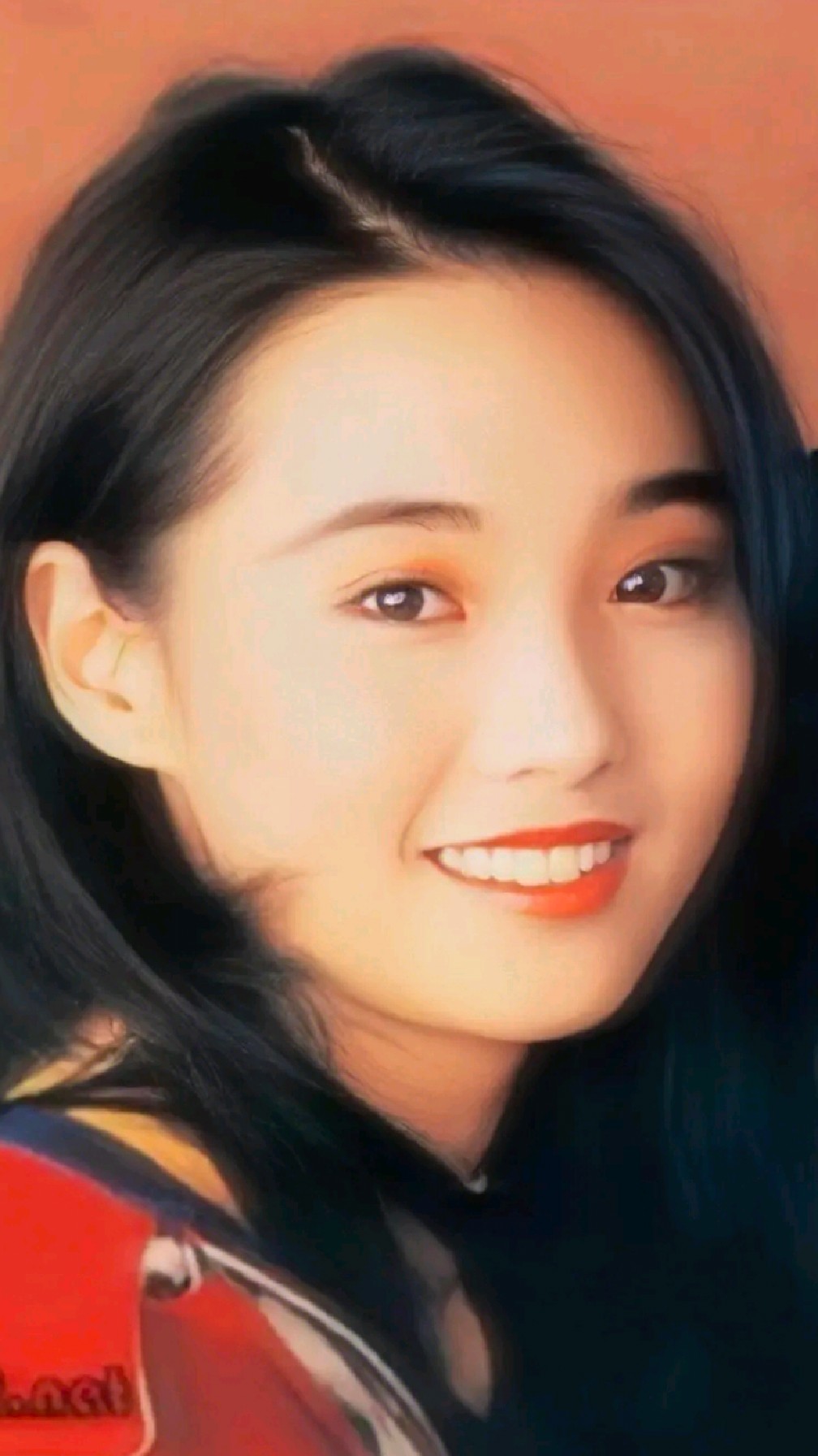 当年22岁许秋怡 一副初恋的模样 外形甜美 却没有入了张智霖的眼-度小