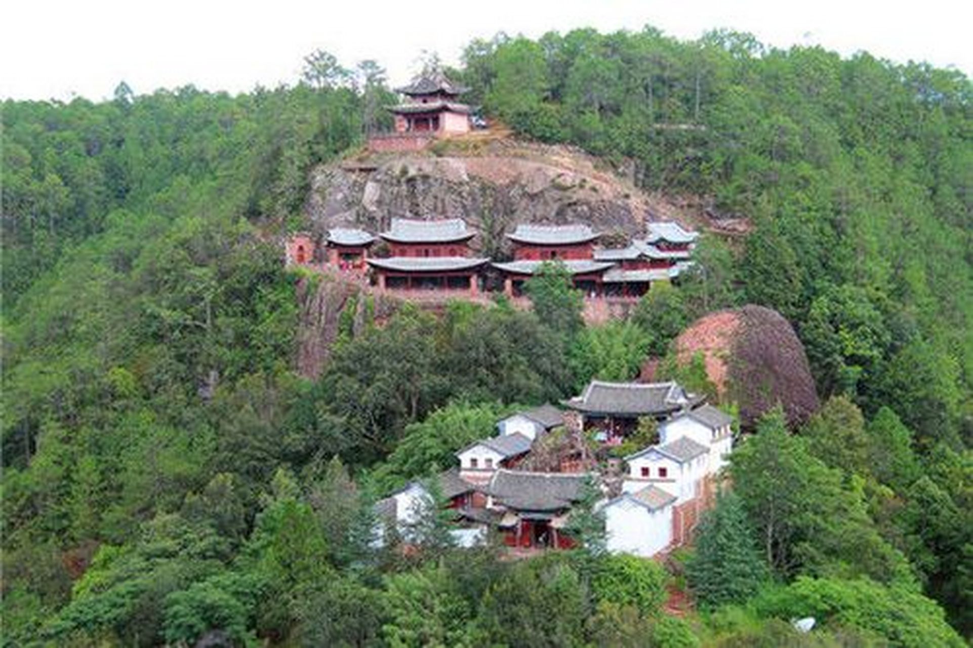 剑川石宝山阿央白图片