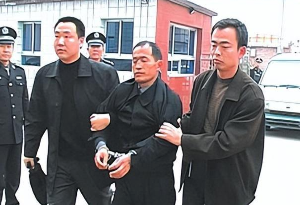 回顾杨新海他为何会做出如此惨无人道之事后来下场如何