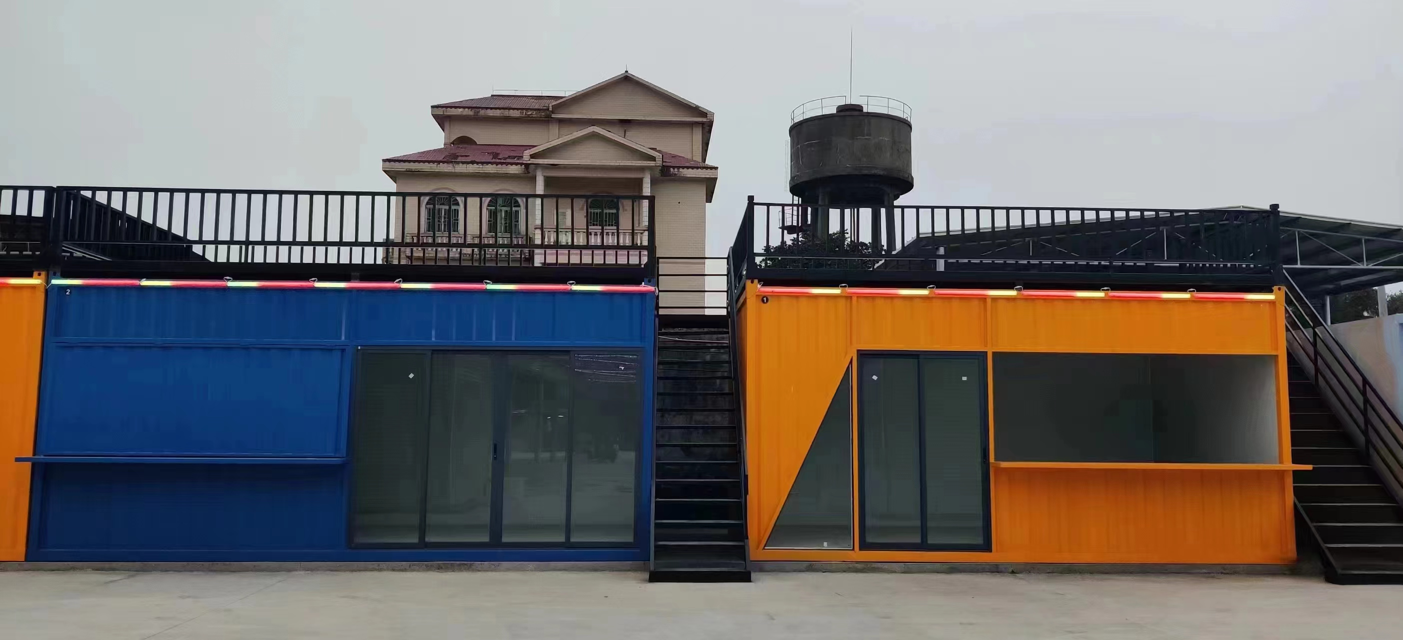 信宜住人集装箱网红集装箱案例