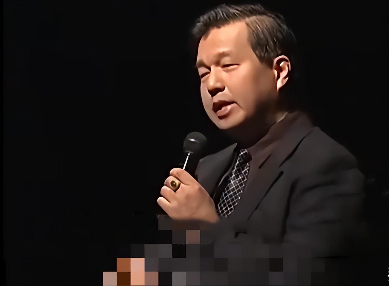 2011年女孩结婚生母送套房养母参加婚礼男友反对她不配