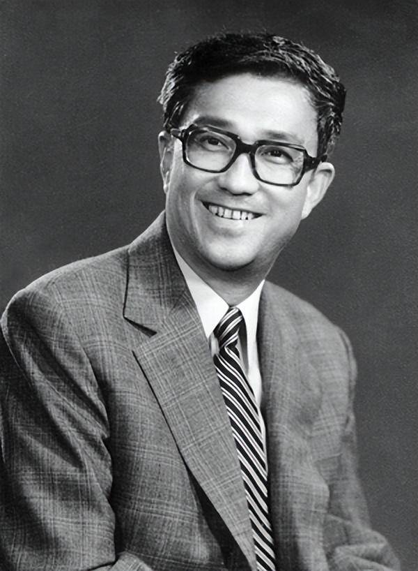 回顾中国电影之父谢晋一生为了电影为何四个孩子三个残疾