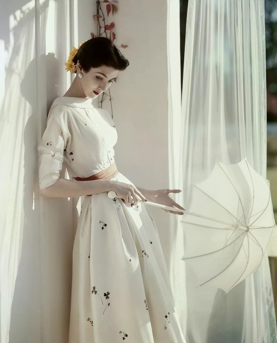 朵·薇玛:50年代最贵超模,美到不食人间烟火,贵族气质更甚赫本