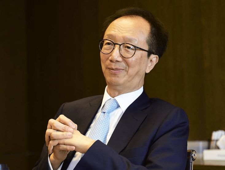 一次活动让伏明霞遇到了阳光,帅气的国安足球队运动员——南方