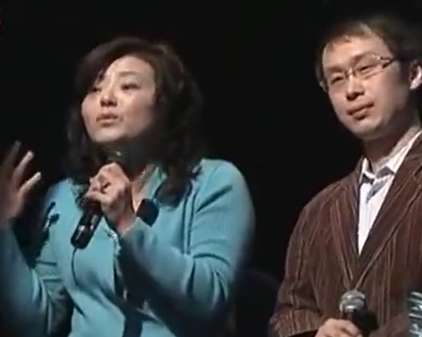 陈静一言不发,拒绝与沈子浩交谈.