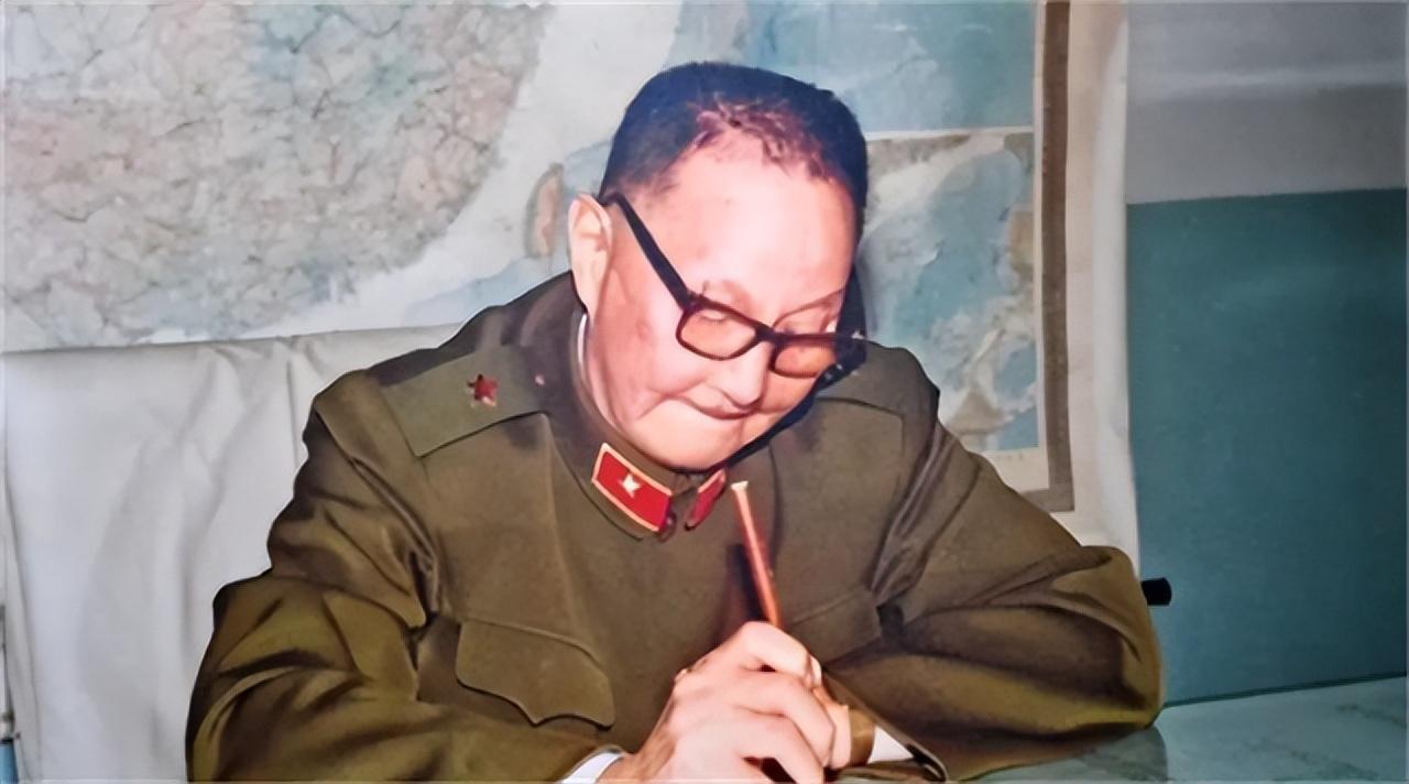 1977年一老农街上闲逛突然被专机接到北京成为了将军他是谁