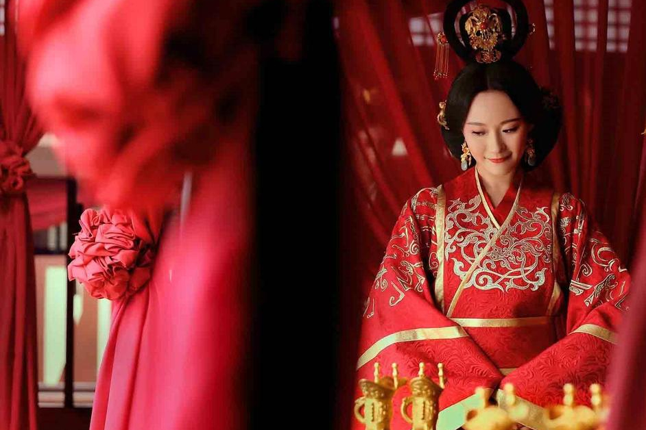 乾隆的试婚宫女侍寝后令他念念不忘却在多年后骂死她儿子