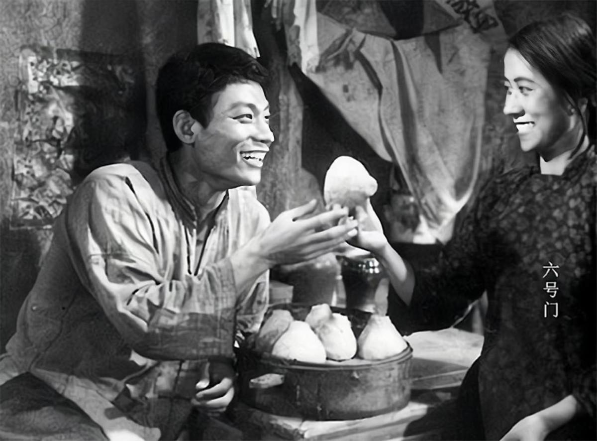 回顾郭振清78岁去世葬礼普通一无所有的来一无所有地走