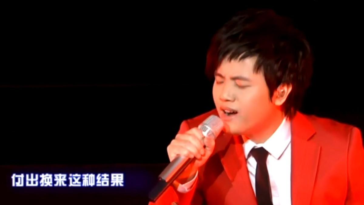 回顾15岁开演唱会19岁日挣万元春晚请不动他没人说他耍大牌