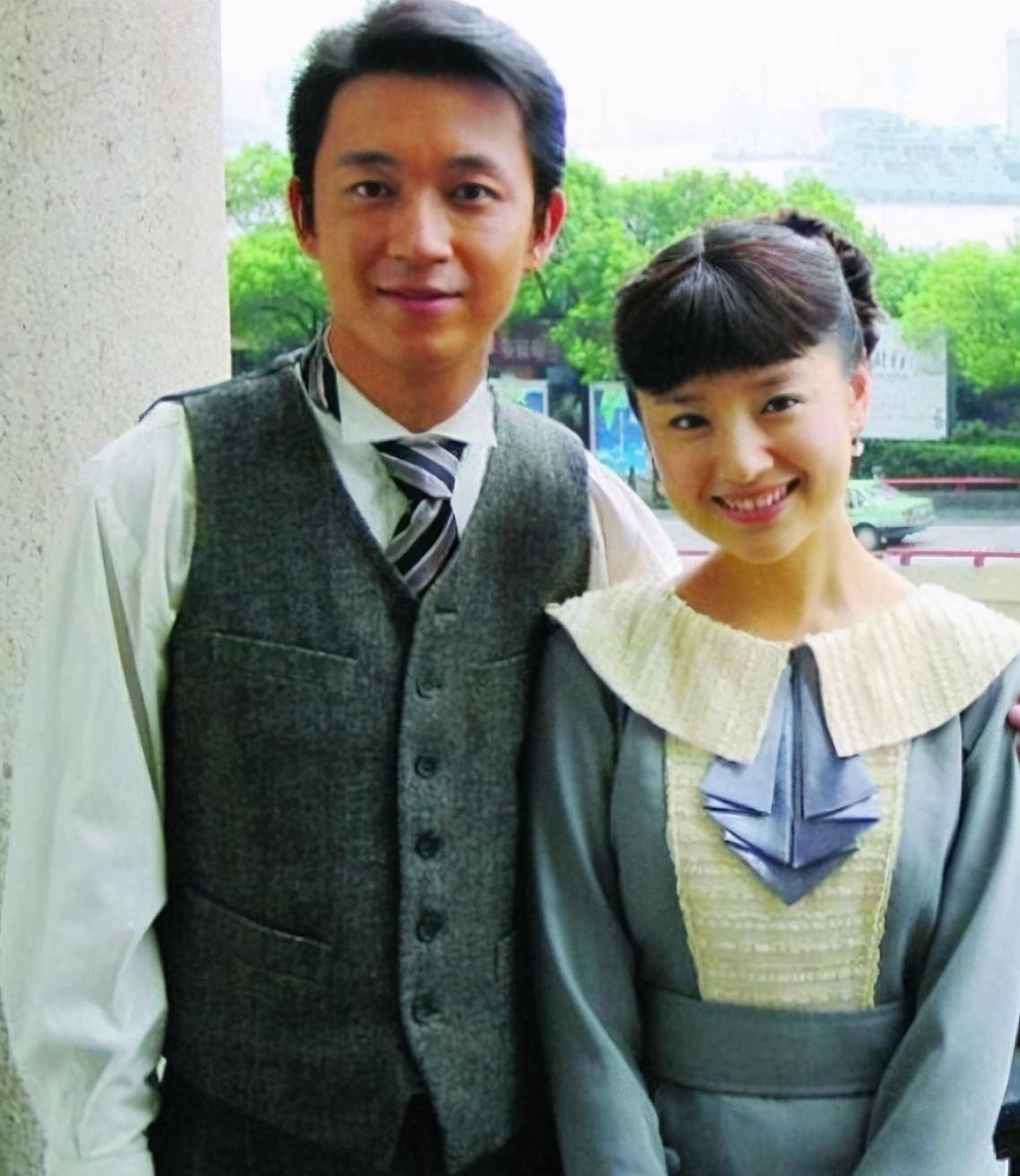 回顾董洁单亲妈妈带娃背后充满辛酸泪与孩子父亲潘粤明不和解