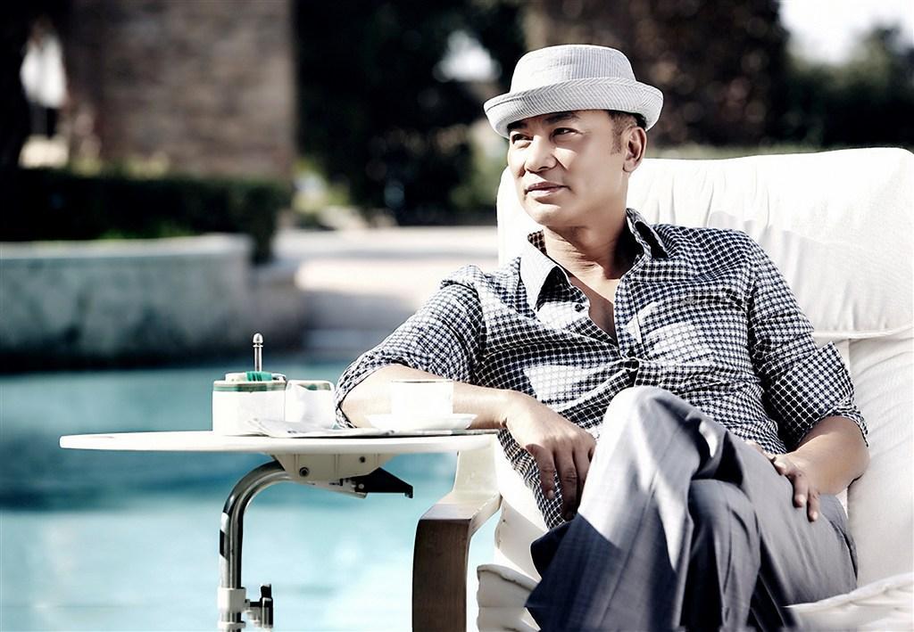 回顾著名演员任达华因爱不要孩子50岁看到女儿时热泪盈眶