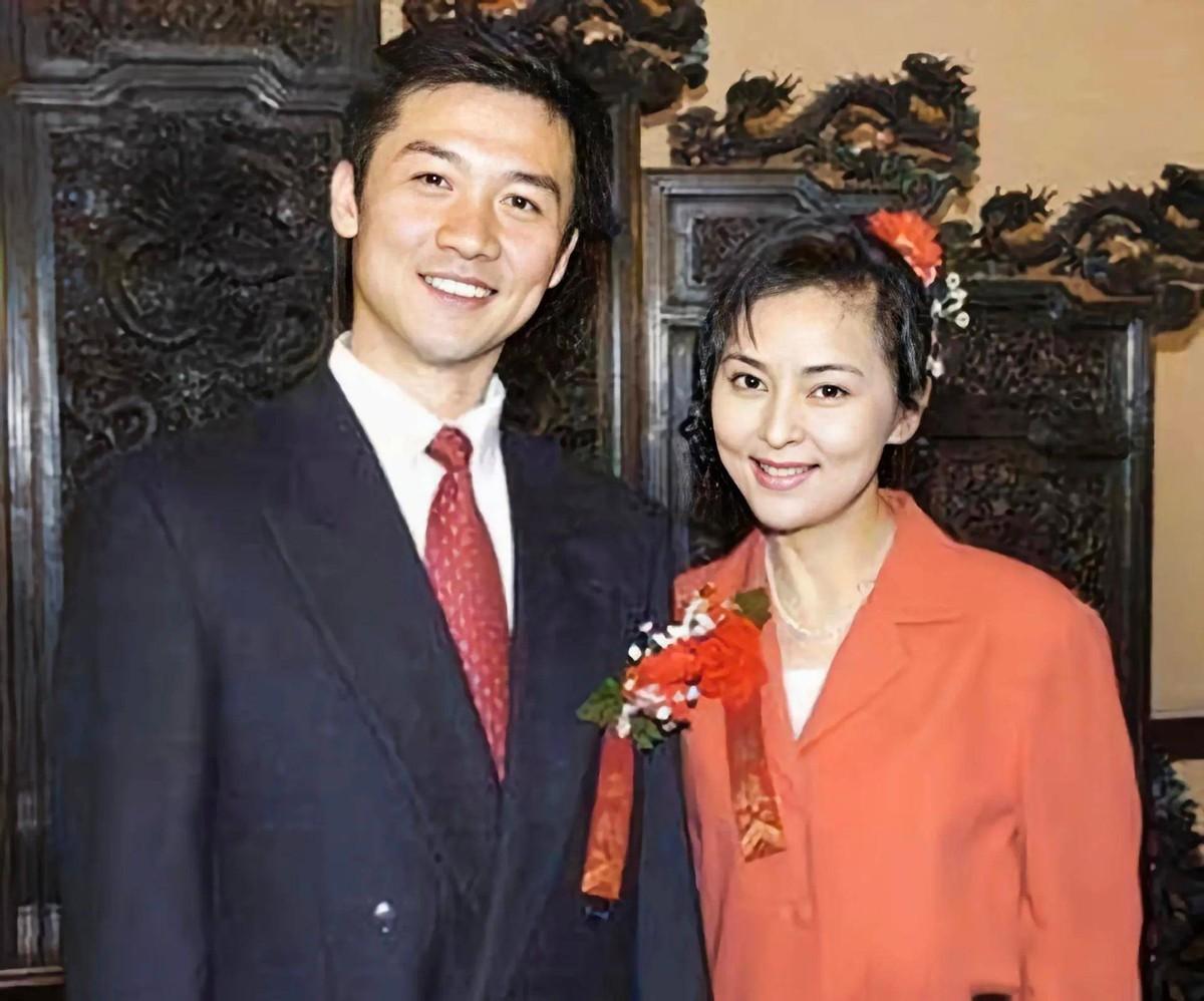 回顾黄志忠何音与我离婚是应该的52岁未婚儿子一句话让我流泪