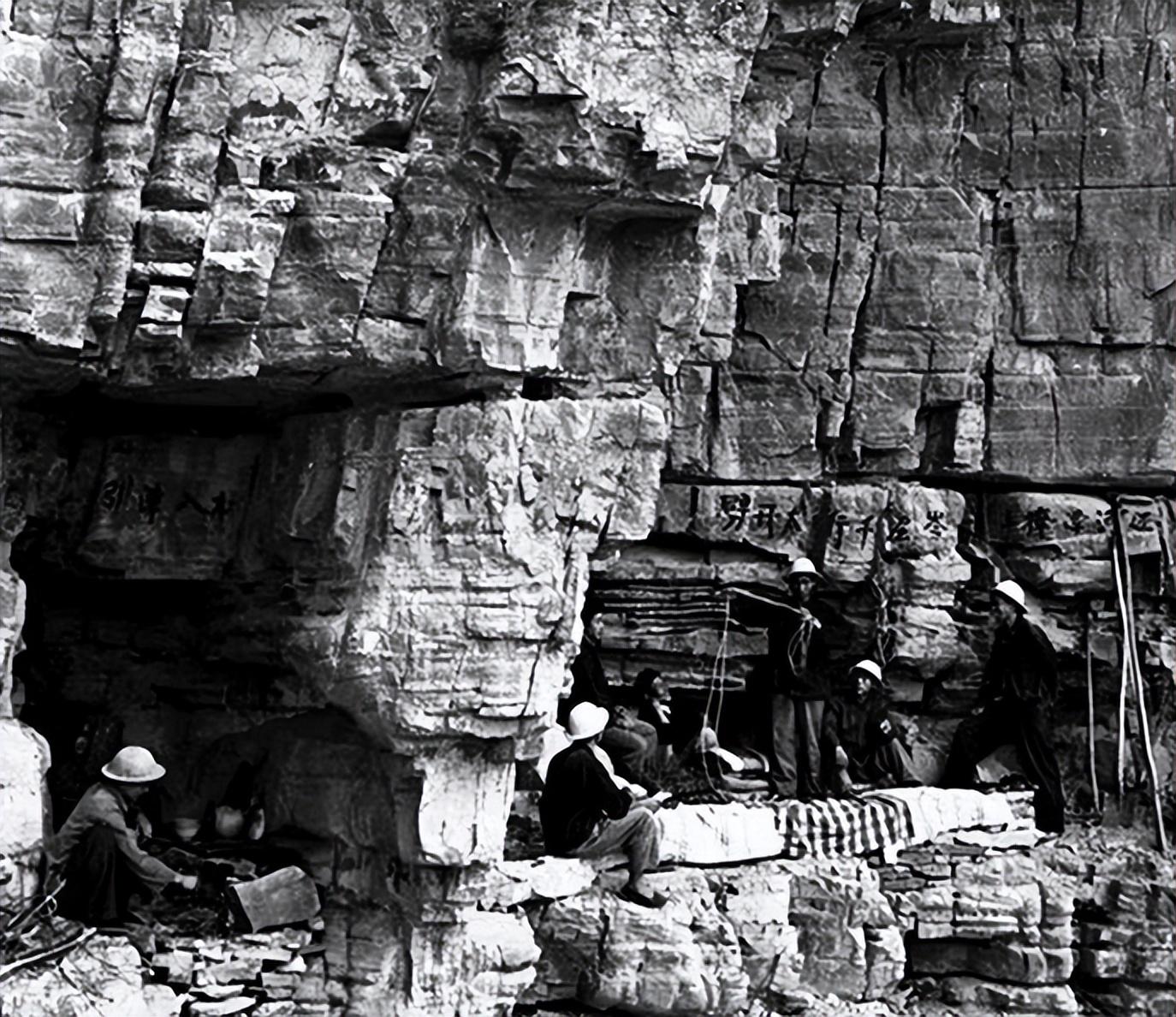 1960年红旗渠工程总设计师吴祖太27岁牺牲杨贵当众痛哭