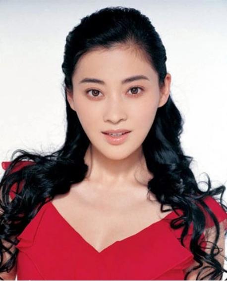 回顾为丈夫花400万却惨遭离婚37岁再嫁摄影师的梅婷怎样了