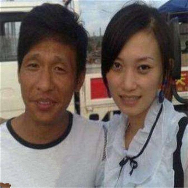 回顾宋小宝与前妻离婚娶美女粉丝改善基因一对龙凤胎可爱讨喜