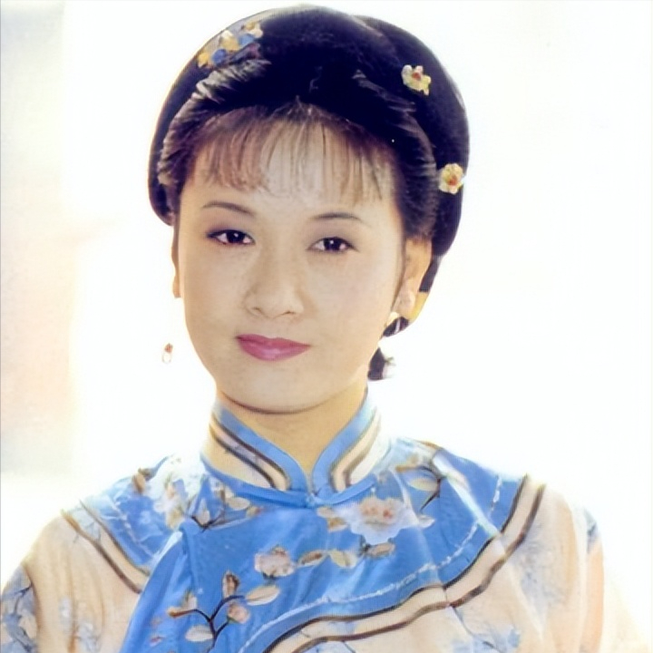 拍摄的《康熙微服私访记》是张国立与妻子邓婕共同参与的,当时可谓是