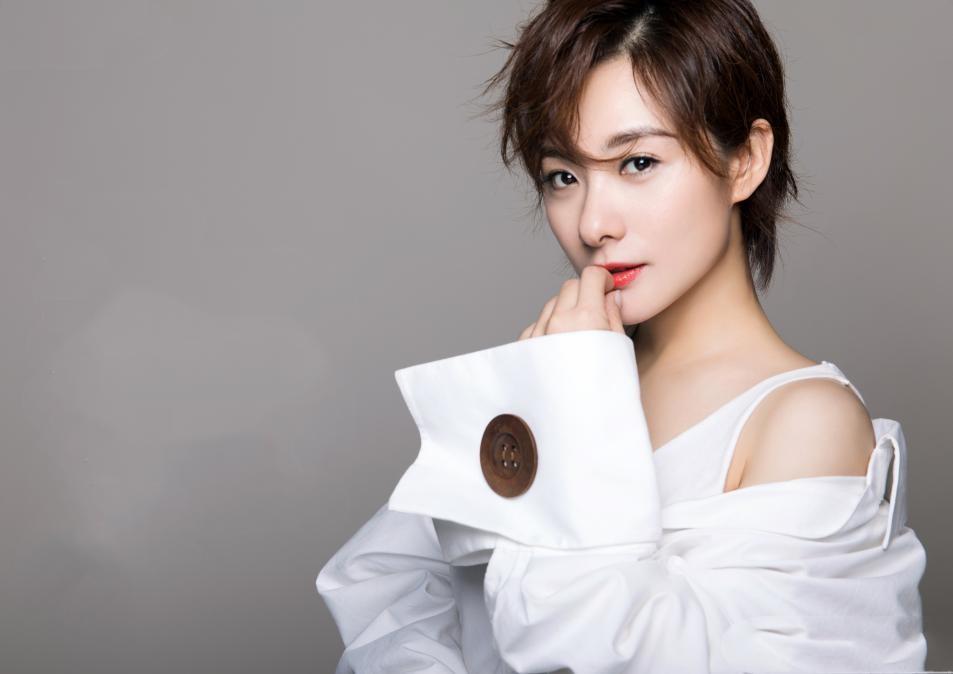 回顾体操皇后刘璇我的爱人陪在身边怀孕期间搬煤气罐也开心