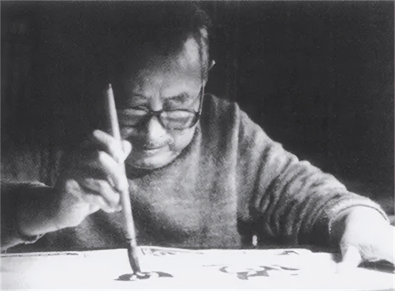 1950年中共女特工在台湾被捕被抓前让我把窗外的旗袍收了