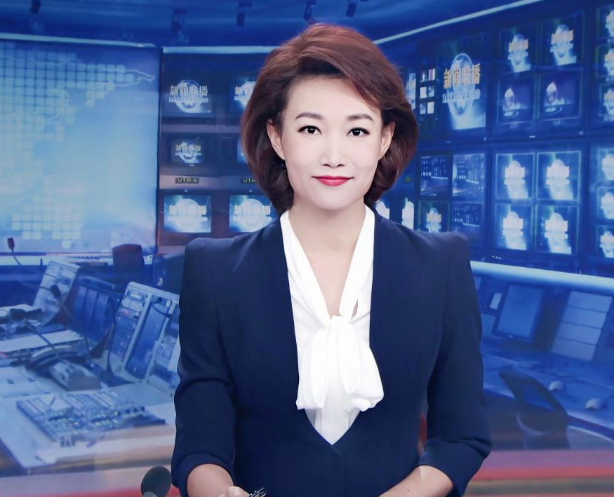 回顾主持人李梓萌45岁依旧单身为何至今没有对象