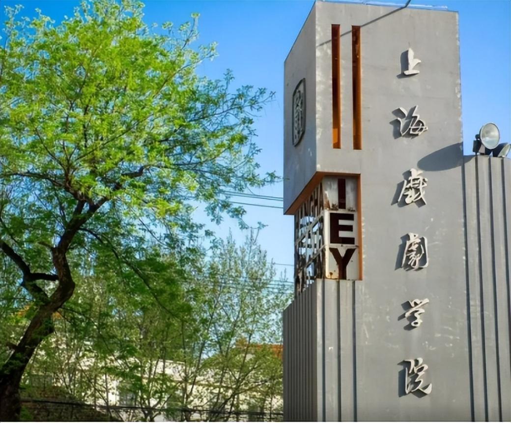 回顾王洛勇与丁宁一见钟情婚后闯美国16年感恩妻子照顾家庭