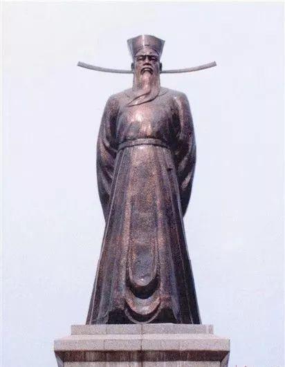 "千古名臣"包拯,"青天"之誉满天下,是谁成就了他廉臣美名?