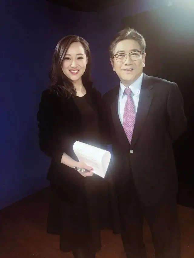 回顾水均益让二婚妻子和女儿水亦诗处成闺蜜我很骄傲但也很愧疚