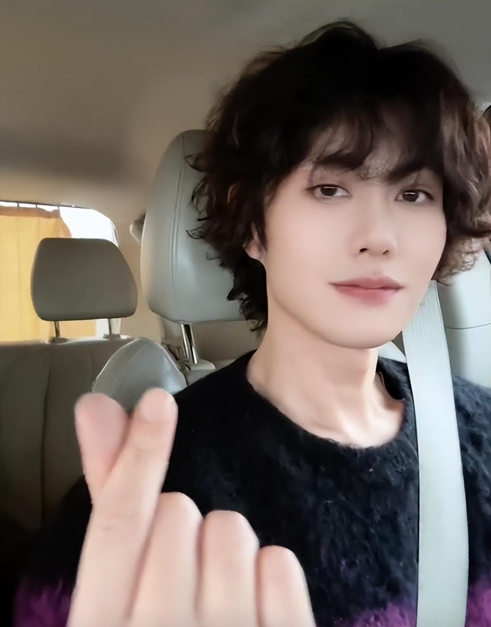 回顾:赵荀,从李二牛爆改成花美男,他的骨盆用3颗钉子挂在腰上