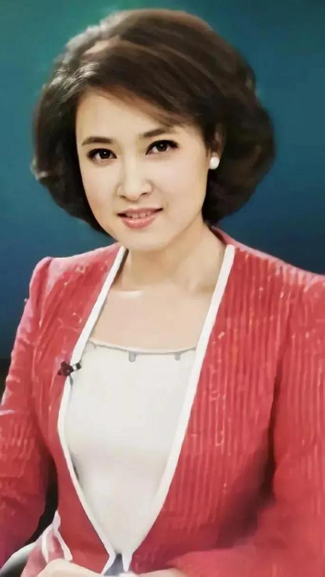 回顾美女主持人桑晨曾因身材高挑落选舞蹈学院如今成人生赢家