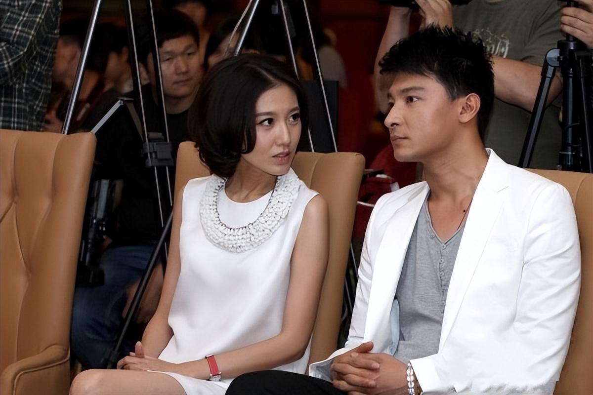 回顾演员高露嫁普通丈夫婚后连生两胎如今一家四口其乐融融