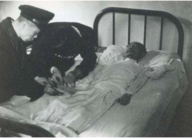 民国版三姓家奴靠娇妻上位惨死于731部队的病毒