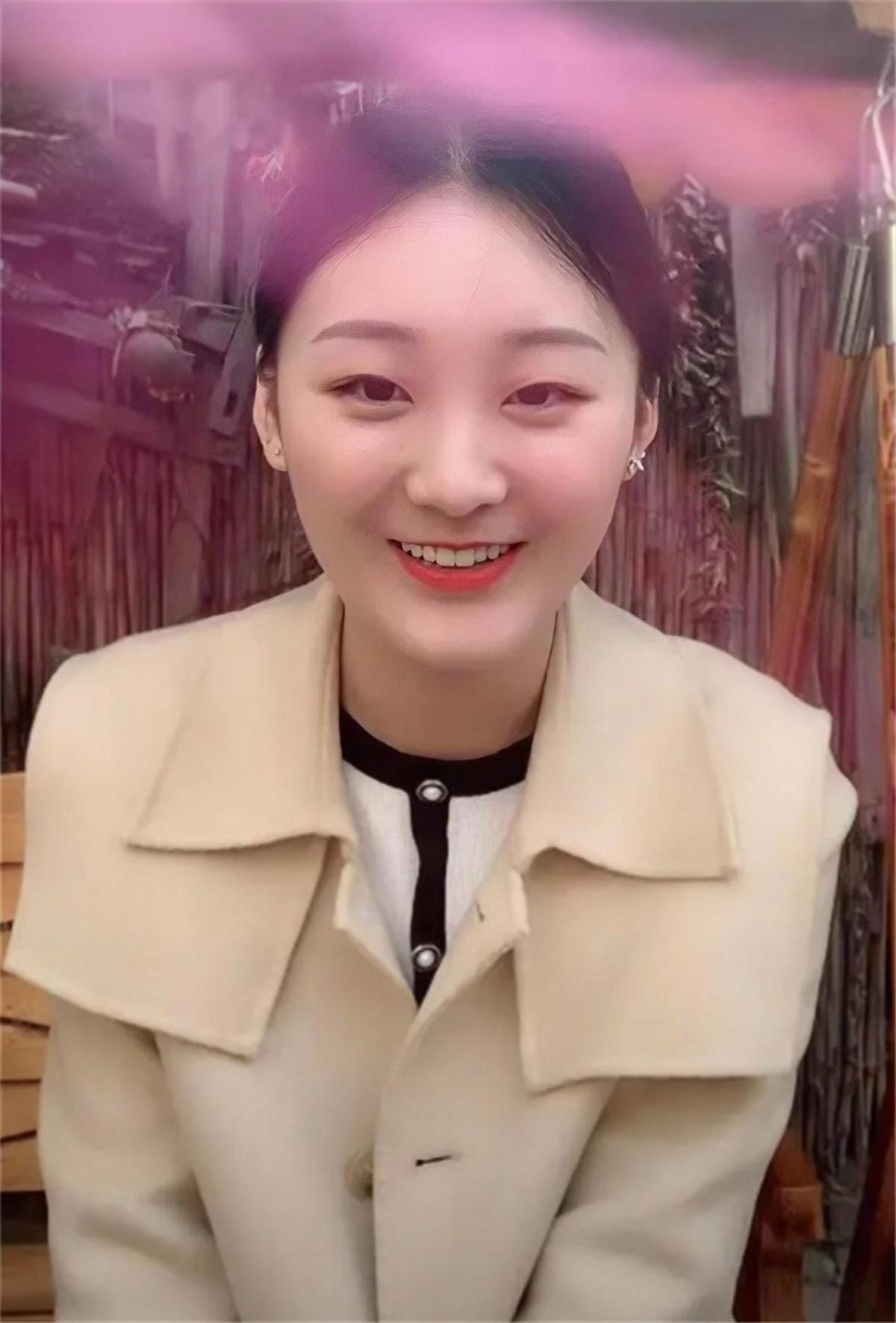 回顾拼爹朱小伟与陈亚男离婚二婚娶陈萌现婚姻状况如何