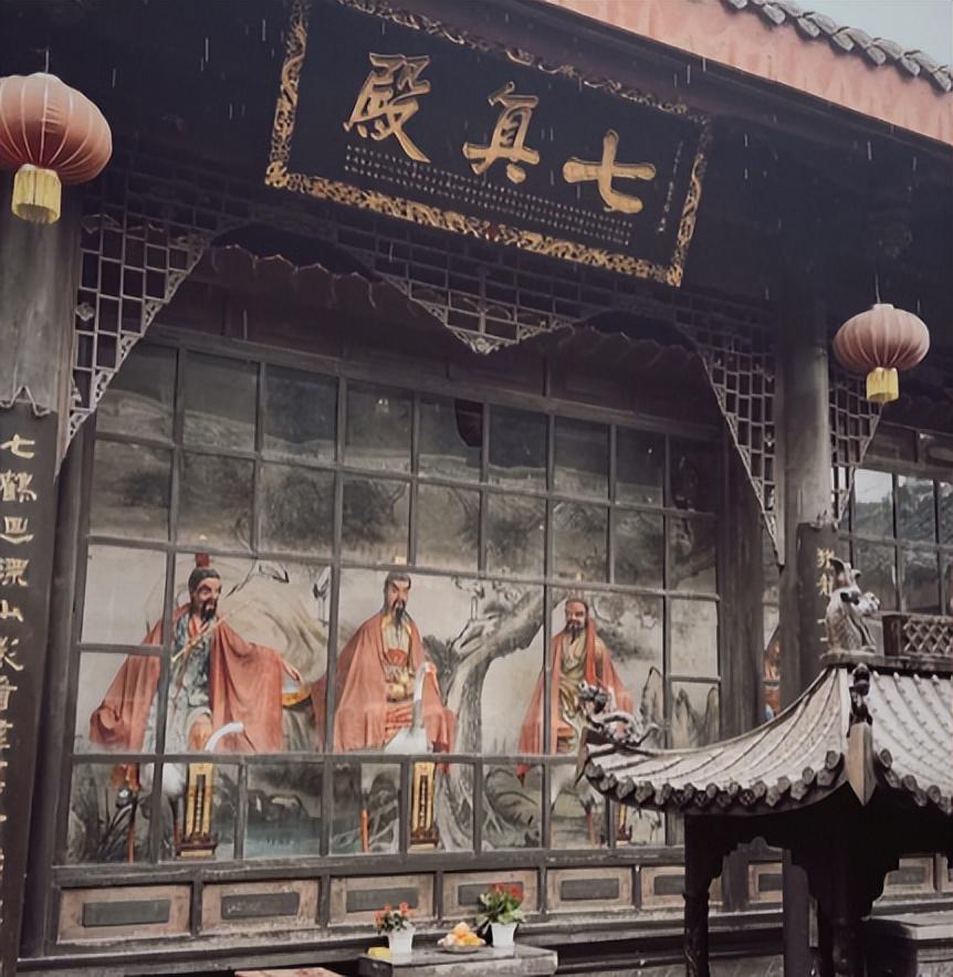 回顾烧香祈福时为何一定要烧三根香每根分别代表什么