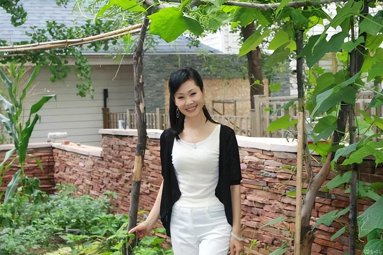 回顾于文华一婚下嫁李凡三拒尹相杰再婚嫁小伙不生孩子也幸福