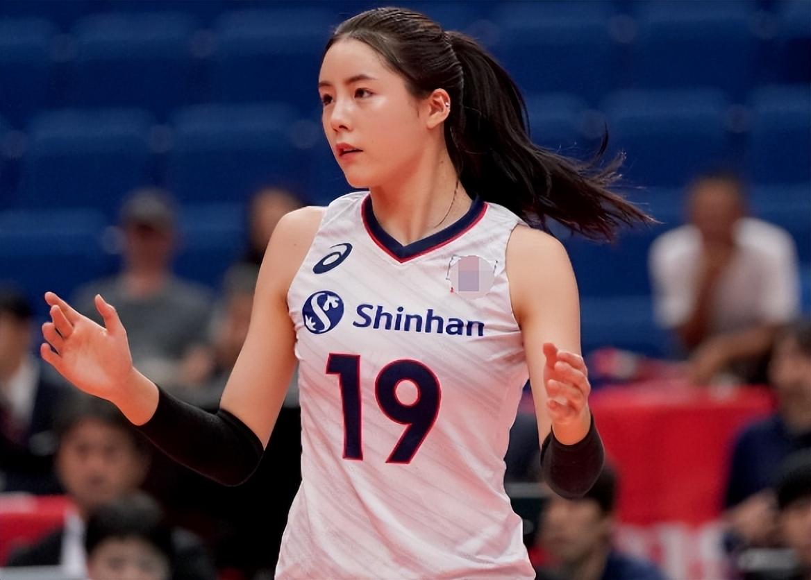 回顾排球女神李多英破灭史表面清纯其实隐婚三年还虐待老公