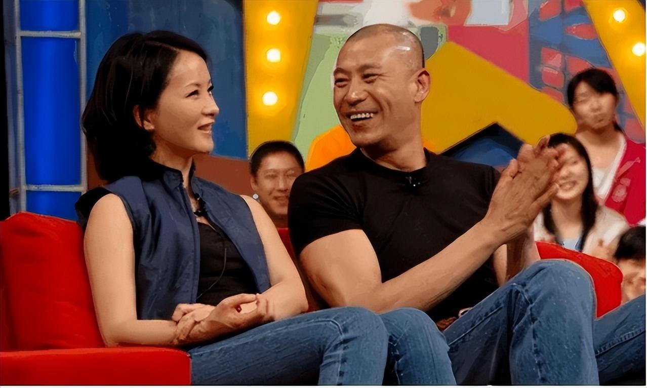 回顾师小红老婆谢兰一场车祸定情婚后生一子日子过得有滋味