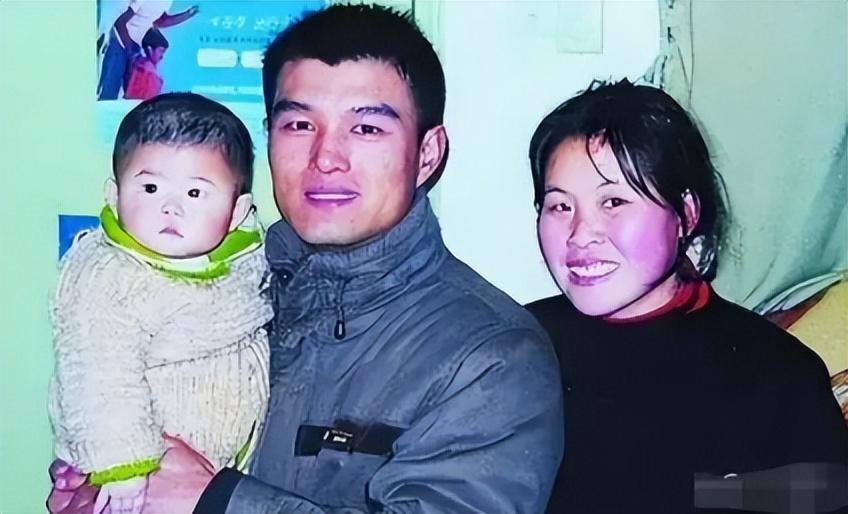 回顾因救跳江女子不幸牺牲的孟祥斌他的妻女如今过得怎样