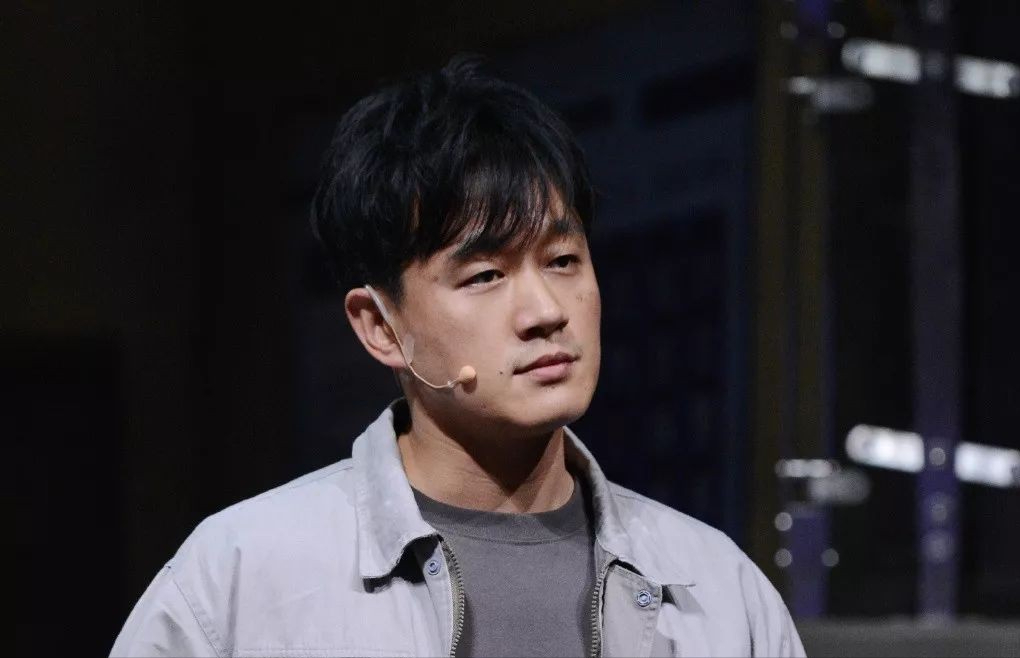 回顾孝子佟大为我照顾植物人父亲21年母亲孤单35年拒绝改嫁